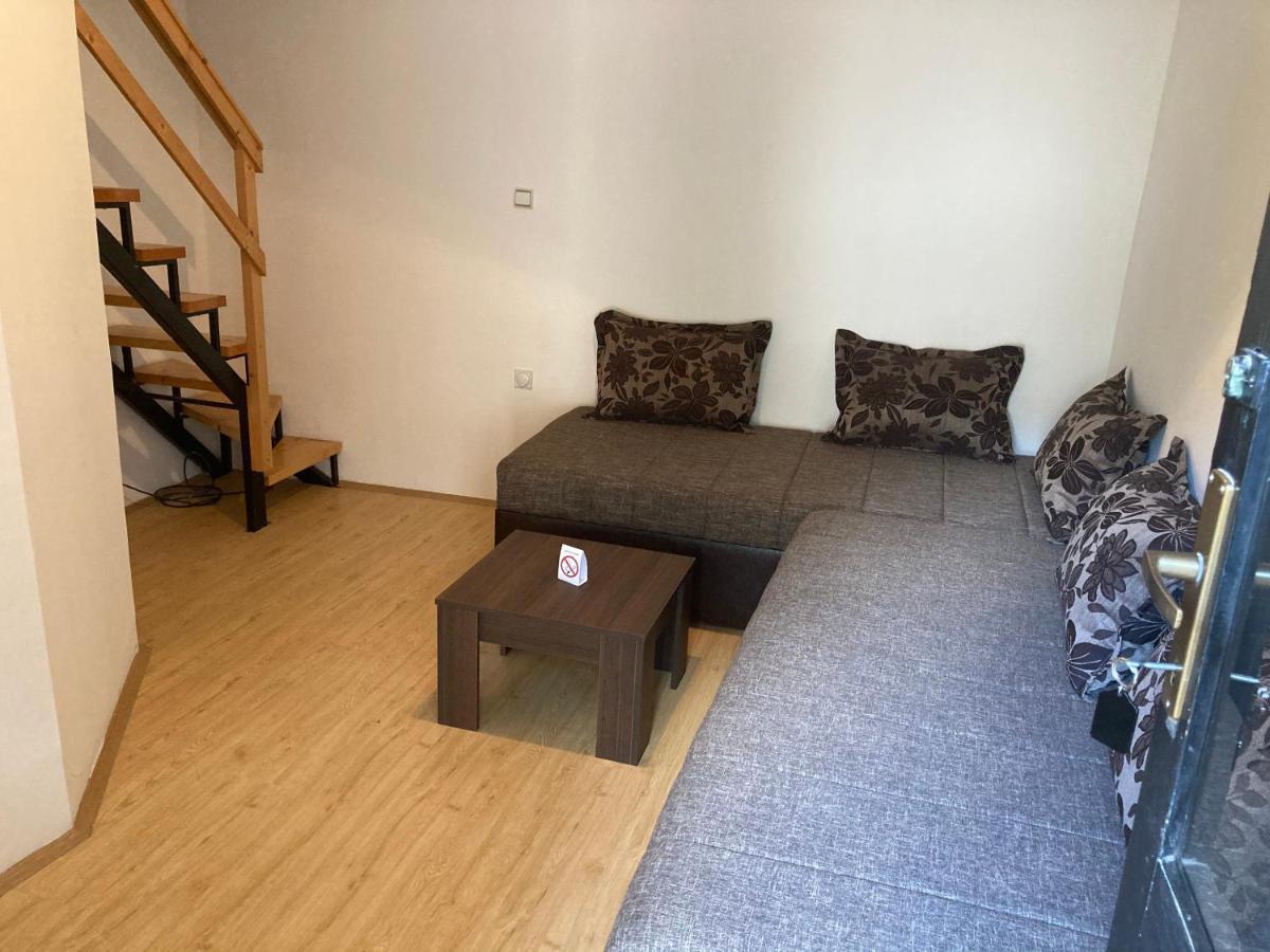 B&B Villa Pipacs Feketić エクステリア 写真